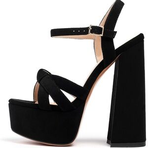 Black platfrom sandal